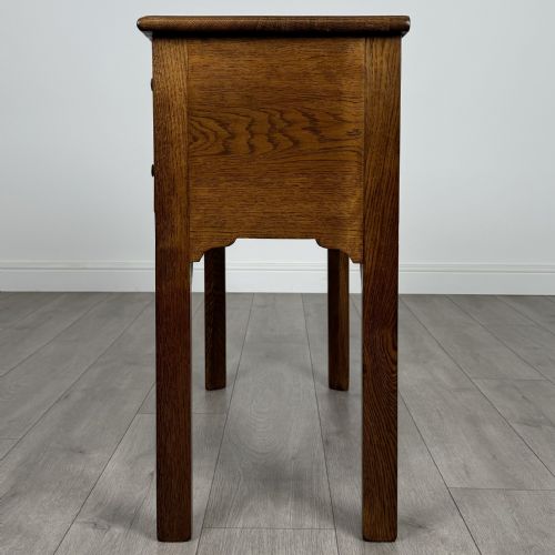 ANTIQUE 20TH CENTURY SMALL OAK DESK OF GOOD QUALITY - ADDITIONAL PHOTO 2