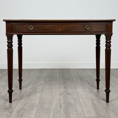antique 18th century good quality writing table in mahogany - CATEGORY: ANTIQUE TABLES - DATED 18TH CENTURY