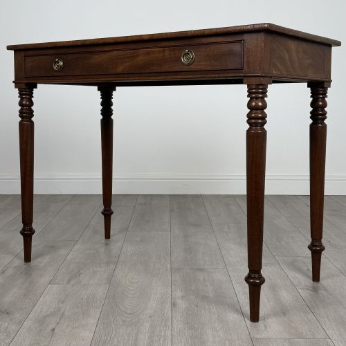 ANTIQUE 18TH CENTURY GOOD QUALITY WRITING TABLE IN MAHOGANY - ADDITIONAL PHOTO 1