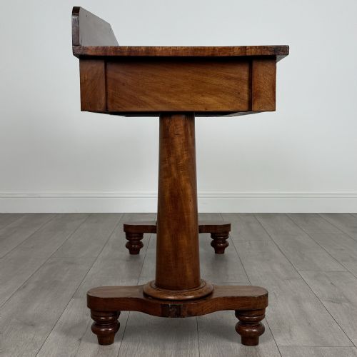 ANTIQUE 19TH CENTURY WRITING TABLE IN MAHOGANY - ADDITIONAL PHOTO 6