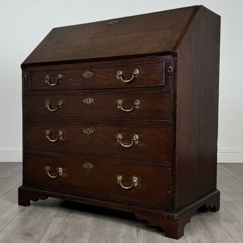 ANTIQUE 18TH CENTURY FINE QUALITY BUREAU IN OAK - ADDITIONAL PHOTO 2