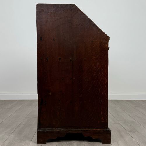 ANTIQUE 18TH CENTURY FINE QUALITY BUREAU IN OAK - ADDITIONAL PHOTO 6