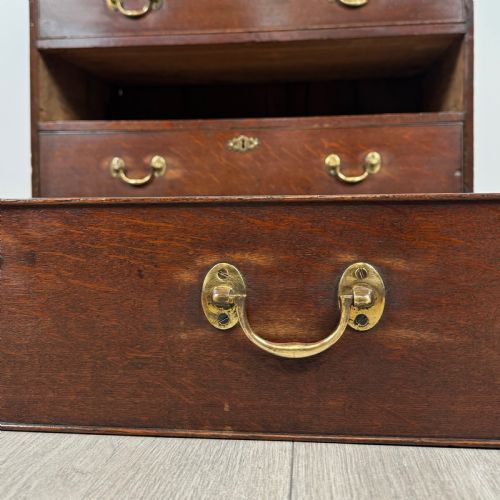 ANTIQUE 18TH CENTURY FINE QUALITY BUREAU IN OAK - ADDITIONAL PHOTO 11