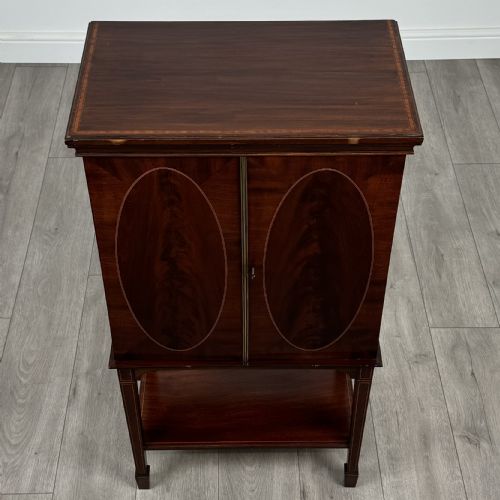 ANTIQUE 20TH CENTURY FINE QUALITY CABINET IN MAHOGANY - ADDITIONAL PHOTO 9