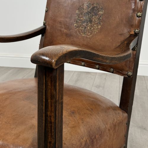 ANTIQUE 20TH CENTURY UNIQUE LEATHER ARMCHAIR IN OAK - ADDITIONAL PHOTO 10