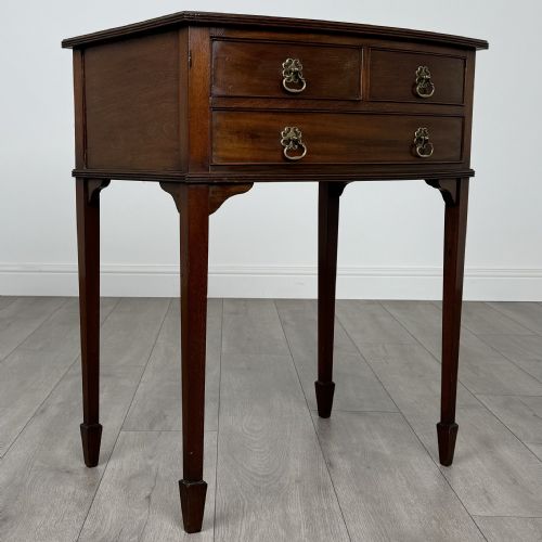 ANTIQUE 20TH CENTURY SMALL MAHOGANY SIDE TABLE - ADDITIONAL PHOTO 7
