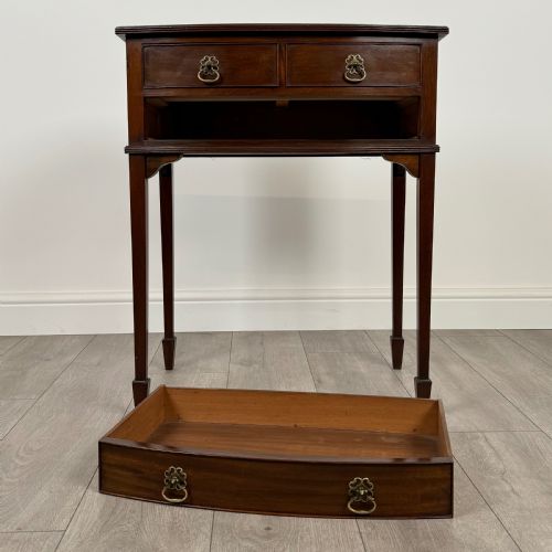 ANTIQUE 20TH CENTURY SMALL MAHOGANY SIDE TABLE - ADDITIONAL PHOTO 9