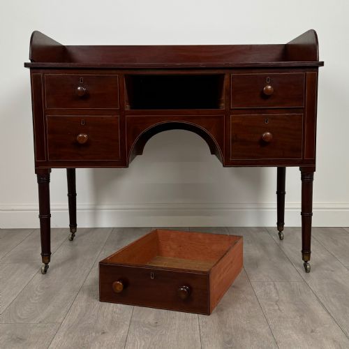 ANTIQUE 19TH CENTURY WRITING DESK IN MAHOGANY - ADDITIONAL PHOTO 10