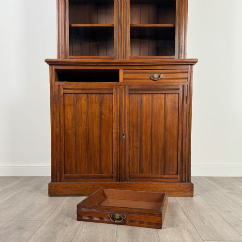 ANTIQUE 20TH CENTURY FINE QUALITY BOOKCASE IN WALNUT - ADDITIONAL PHOTO 11