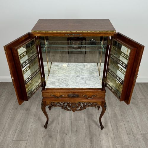 ANTIQUE 20TH CENTURY FINE QUALITY BURR WALNUT DRINKS CABINET - ADDITIONAL PHOTO 12