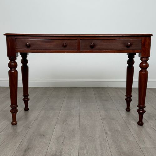antique 19th century writing table in mahogany - CATEGORY: ANTIQUE TABLES - DATED VICTORIAN