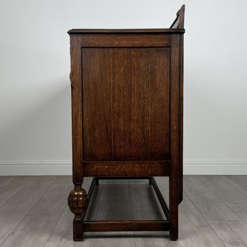 ANTIQUE 20TH CENTURY FINE QUALITY SIDEBOARD IN OAK - ADDITIONAL PHOTO 3