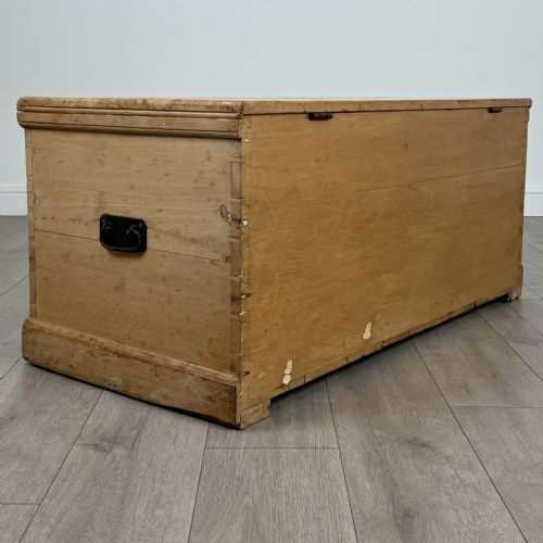 ANTIQUE 19TH CENTURY GOOD QUALITY PINE BLANKET BOX - ADDITIONAL PHOTO 3