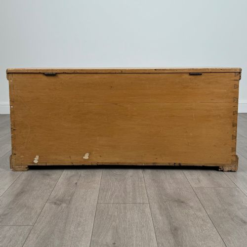 ANTIQUE 19TH CENTURY GOOD QUALITY PINE BLANKET BOX - ADDITIONAL PHOTO 4