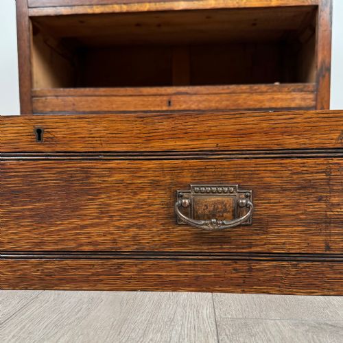 ANTIQUE 19TH CENTURY GOOD QUALITY CHEST OF DRAWERS IN OAK - ADDITIONAL PHOTO 10