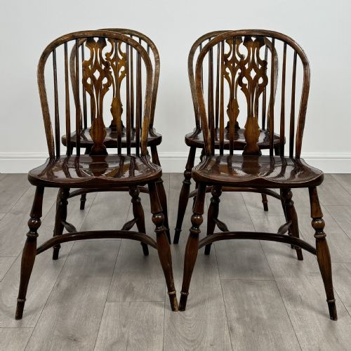 antique 20th century set of 4 windsor dining chairs in elm - CATEGORY: ANTIQUE CHAIRS - DATED EDWARDIAN