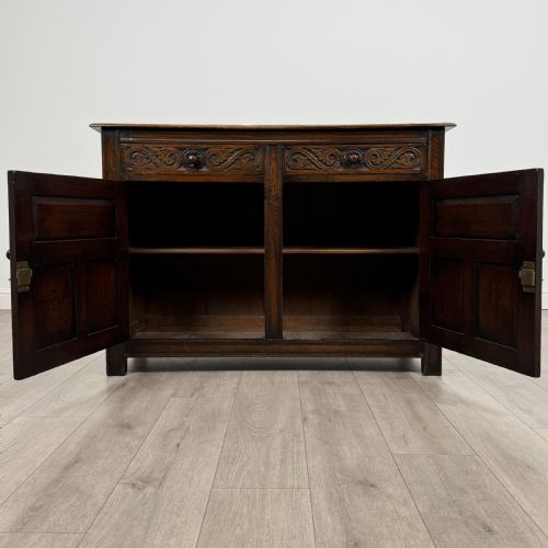 ANTIQUE 20TH CENTURY GOOD QUALITY SIDEBOARD IN OAK - ADDITIONAL PHOTO 1