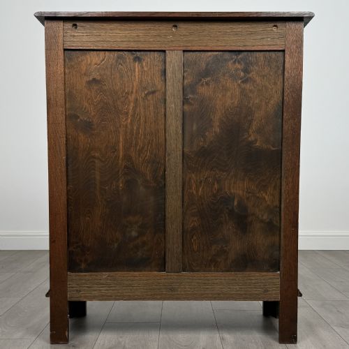 ANTIQUE 20TH CENTURY GOLDEN OAK CUPBOARD - ADDITIONAL PHOTO 5