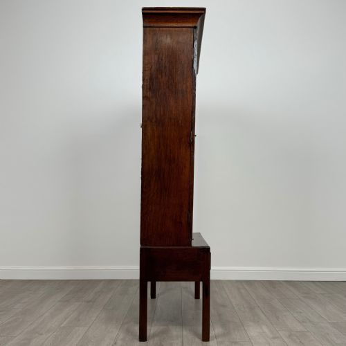 ANTIQUE 18TH CENTURY FINE QUALITY CUPBOARD ON STAND IN OAK - ADDITIONAL PHOTO 7