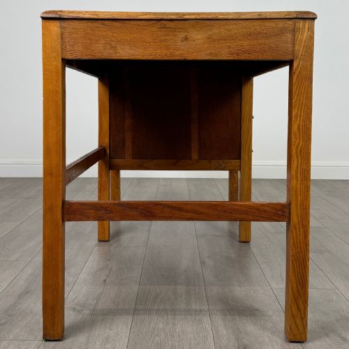 VINTAGE 20TH CENTURY GOOD QUALITY DESK IN OAK - ADDITIONAL PHOTO 6