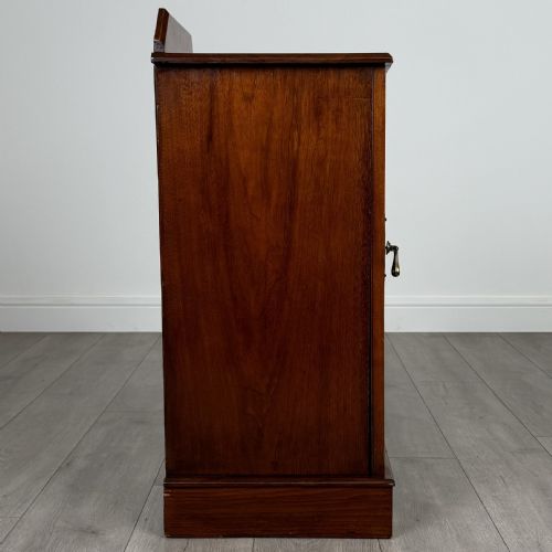 ANTIQUE 20TH CENTURY GOOD QUALITY POT CUPBOARD IN WALNUT - ADDITIONAL PHOTO 7