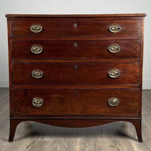 antique 18th century chest of drawers in mahogany - CATEGORY: ANTIQUE CHEST OF DRAWERS - DATED GEORGIAN