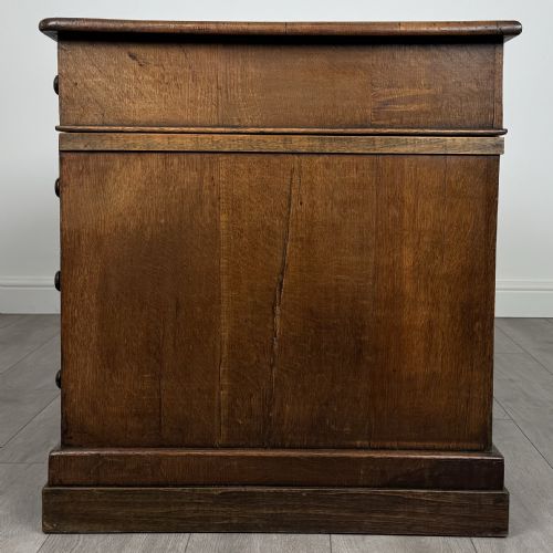ANTIQUE 19TH CENTURY PEDESTAL DESK IN OAK - ADDITIONAL PHOTO 2