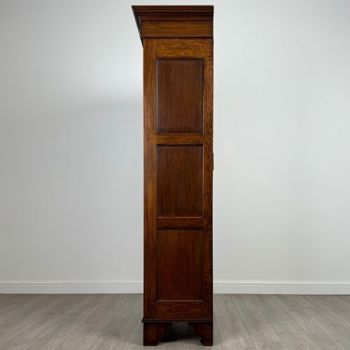 ANTIQUE 20TH CENTURY JACOBEAN STYLE SINGLE OAK WARDROBE - ADDITIONAL PHOTO 3
