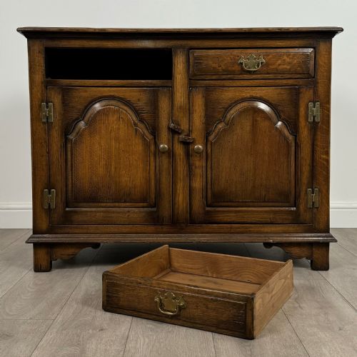 ANTIQUE 20TH CENTURY FINE QUALITY SIDEBOARD IN OAK - ADDITIONAL PHOTO 10