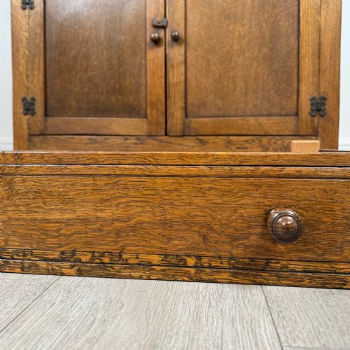 ANTIQUE 20TH CENTURY GOOD QUALITY DRESSER IN OAK - ADDITIONAL PHOTO 10