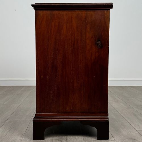 ANTIQUE 18TH CENTURY SMALL CHEST OF DRAWERS IN MAHOGANY - ADDITIONAL PHOTO 2