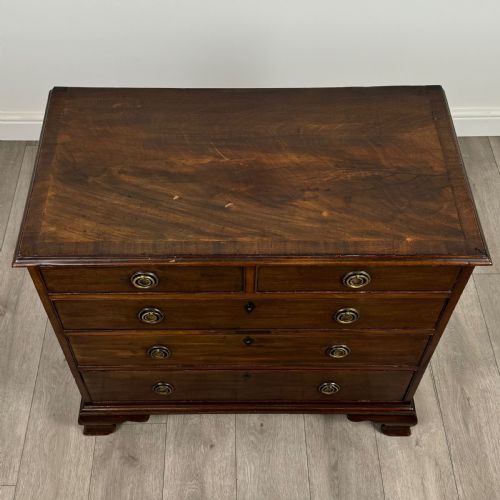 ANTIQUE 18TH CENTURY SMALL CHEST OF DRAWERS IN MAHOGANY - ADDITIONAL PHOTO 8