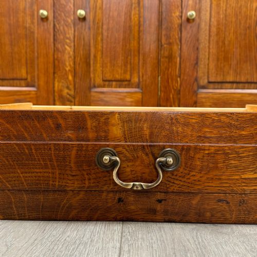 ANTIQUE 20TH CENTURY FINE QUALITY DRESSER BASE IN OAK - ADDITIONAL PHOTO 11
