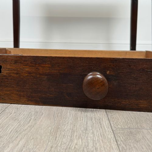 ANTIQUE 18TH CENTURY GOOD QUALITY WRITING TABLE IN OAK - ADDITIONAL PHOTO 10
