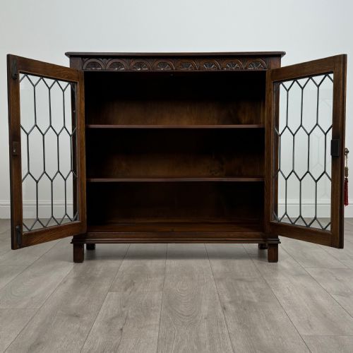ANTIQUE 20TH CENTURY GLAZED DISPLAY CABINET IN OAK - ADDITIONAL PHOTO 1
