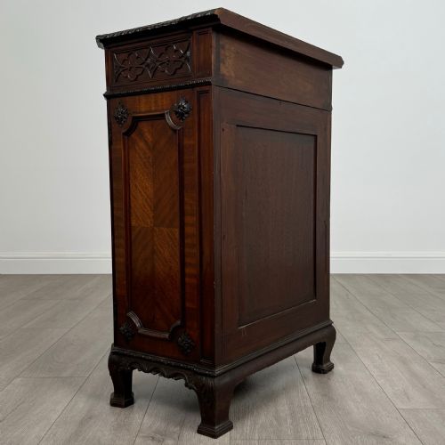 ANTIQUE 20TH CENTURY FINE QUALITY CABINET IN MAHOGANY - ADDITIONAL PHOTO 4