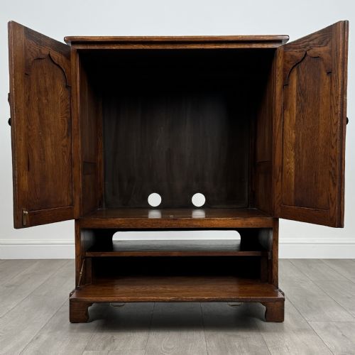 ANTIQUE 20TH CENTURY CUPBOARD IN OAK - ADDITIONAL PHOTO 1