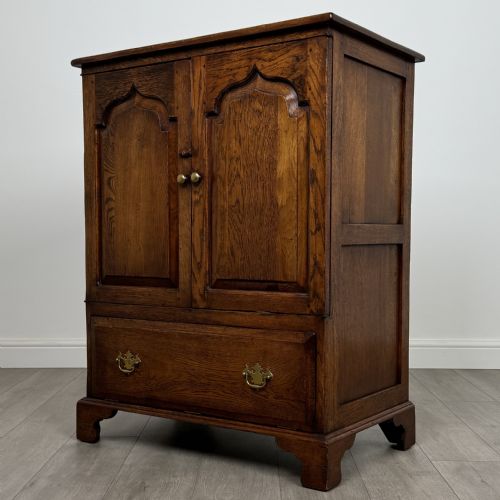 ANTIQUE 20TH CENTURY CUPBOARD IN OAK - ADDITIONAL PHOTO 2