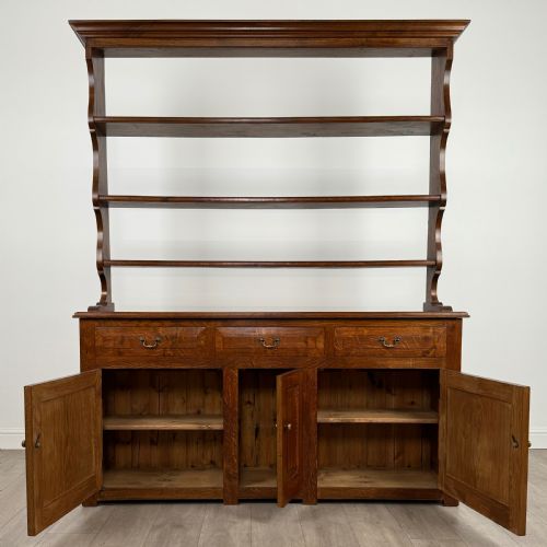 ANTIQUE 20TH CENTURY FINE QUALITY DRESSER IN OAK - ADDITIONAL PHOTO 1