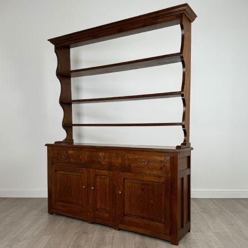 ANTIQUE 20TH CENTURY FINE QUALITY DRESSER IN OAK - ADDITIONAL PHOTO 2