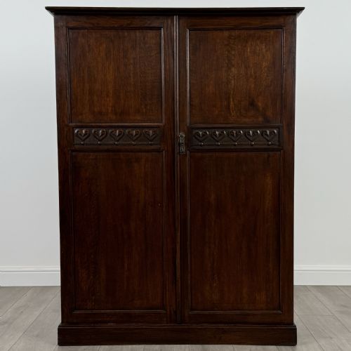 antique 20th century small oak wardrobe of good quality - CATEGORY: ANTIQUE WARDROBES - DATED EDWARDIAN