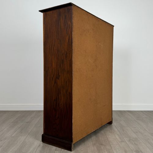 ANTIQUE 20TH CENTURY SMALL OAK WARDROBE OF GOOD QUALITY - ADDITIONAL PHOTO 4