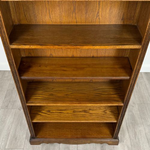 ANTIQUE 20TH CENTURY CARVED OPEN BOOKCASE IN OAK - ADDITIONAL PHOTO 9