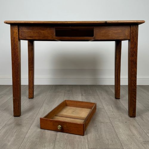 ANTIQUE 20TH CENTURY GOOD QUALITY OAK WRITING TABLE - ADDITIONAL PHOTO 9