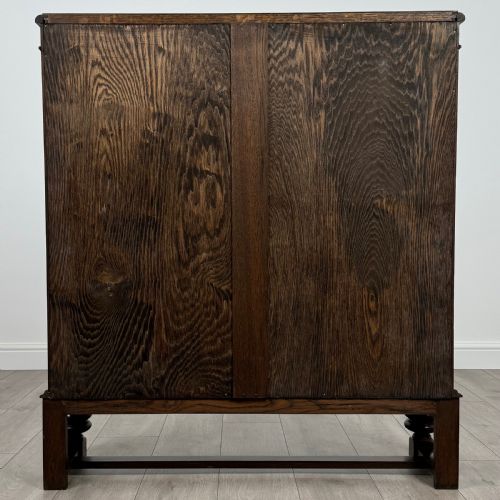 ANTIQUE 20TH CENTURY FINE QUALITY DISPLAY CABINET IN OAK - ADDITIONAL PHOTO 6