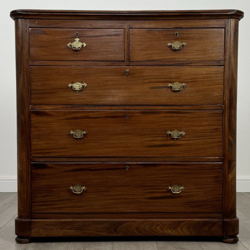 antique 19th century chest of drawers in mahogany - CATEGORY: ANTIQUE CHEST OF DRAWERS - DATED VICTORIAN