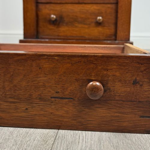 ANTIQUE 19TH CENTURY GOOD QUALITY WELLINGTON CHEST IN OAK - ADDITIONAL PHOTO 12
