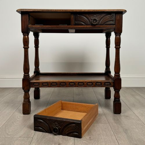 ANTIQUE 20TH CENTURY CARVED OAK SIDE TABLE - ADDITIONAL PHOTO 9