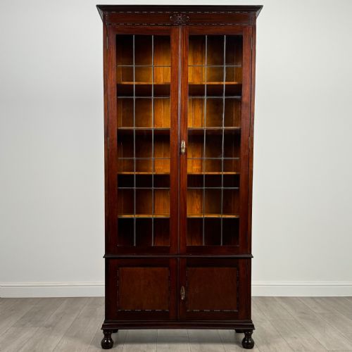 ANTIQUE 20TH CENTURY GLAZED DISPLAY CABINET IN OAK - ADDITIONAL PHOTO 1