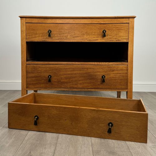 ANTIQUE 20TH CENTURY GOLDEN OAK CHEST OF DRAWERS - ADDITIONAL PHOTO 9